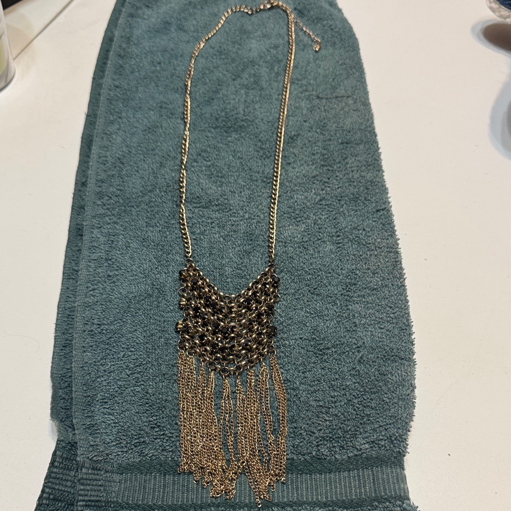 Paparazzi Gold And Black Fringe Necklace Total Length Is 17 Without 3Ext 12$